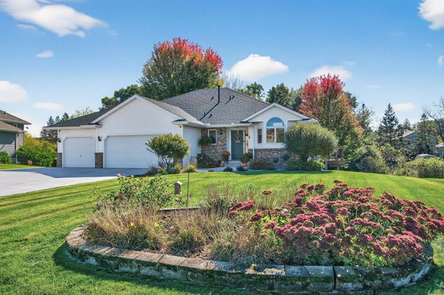 1354 16th Avenue SE, Forest Lake, MN 55025