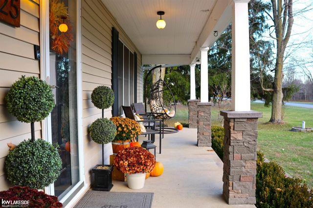 31425 29 Mile Road, Lenox, MI 48050