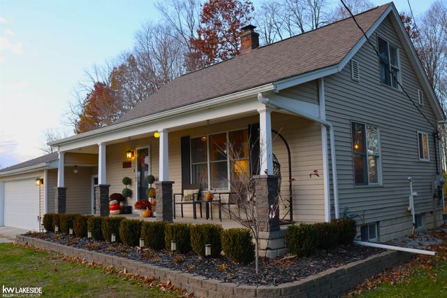 31425 29 Mile Road, Lenox, MI 48050