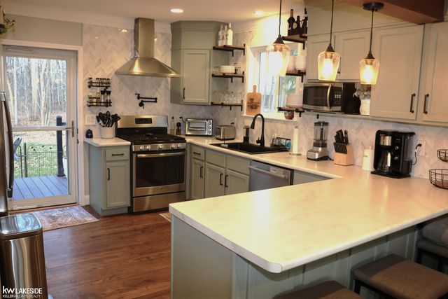 31425 29 Mile Road, Lenox, MI 48050