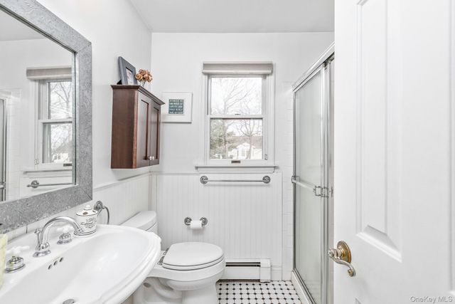27 Richie Court N, Saint James, NY 11780