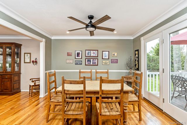 27 Richie Court N, Saint James, NY 11780