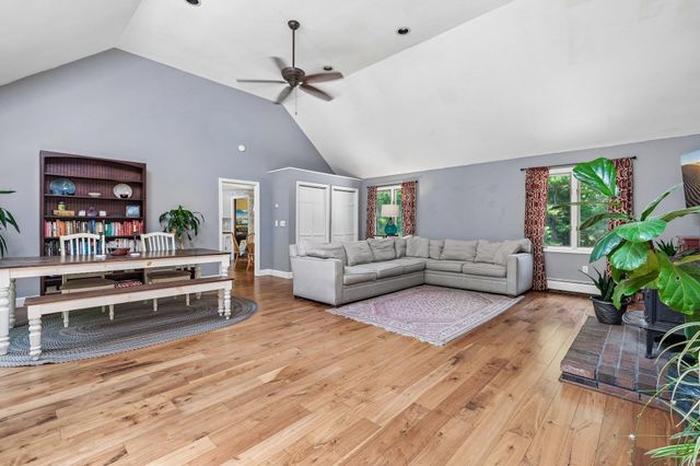 240 Wash Pond Road, Hampstead, NH 03841