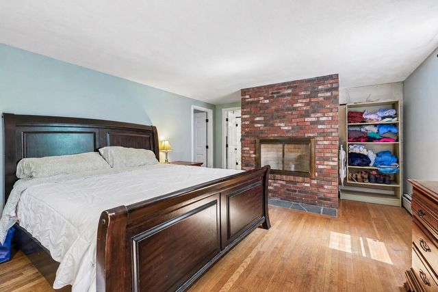 240 Wash Pond Road, Hampstead, NH 03841