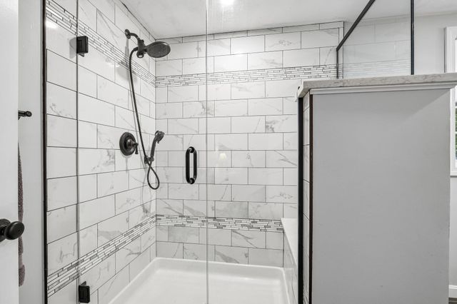 240 Wash Pond Road, Hampstead, NH 03841