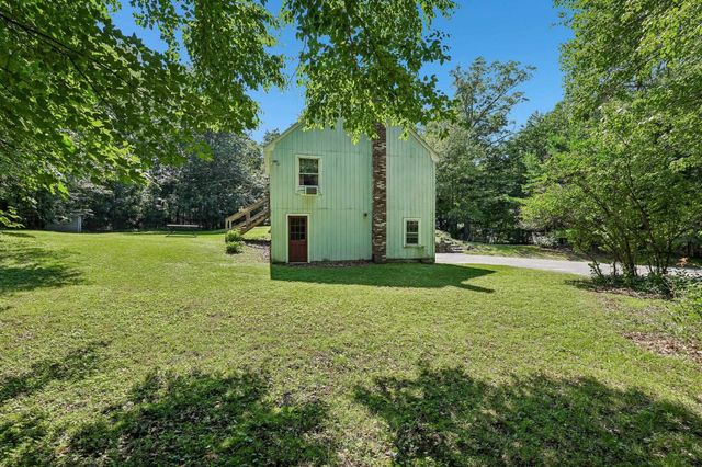 240 Wash Pond Road, Hampstead, NH 03841
