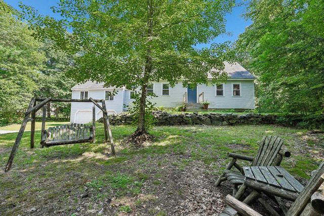 240 Wash Pond Road, Hampstead, NH 03841