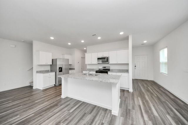 10318 Malta Trace Drive B, Rosharon, TX 77583