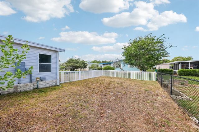 550 SAINT JOHNS ROAD, Tavares, FL 32778