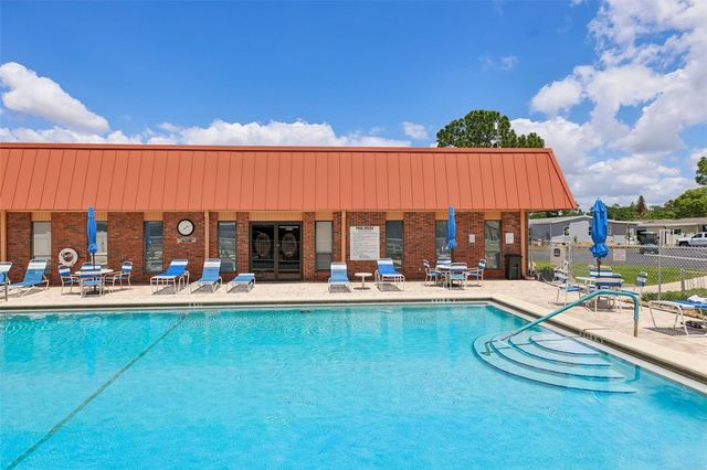 550 SAINT JOHNS ROAD, Tavares, FL 32778