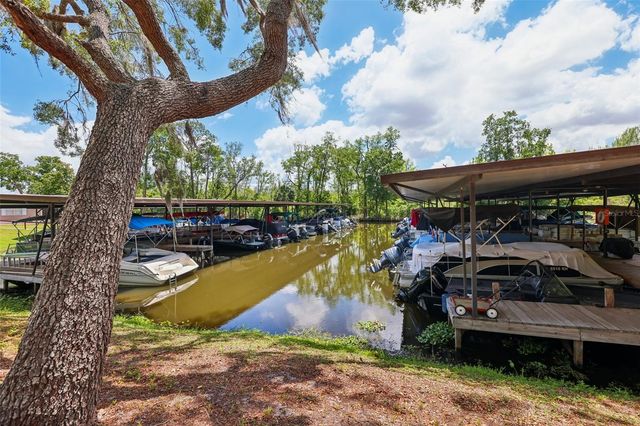 550 SAINT JOHNS ROAD, Tavares, FL 32778