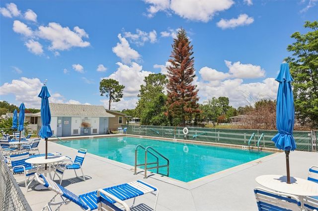 550 SAINT JOHNS ROAD, Tavares, FL 32778