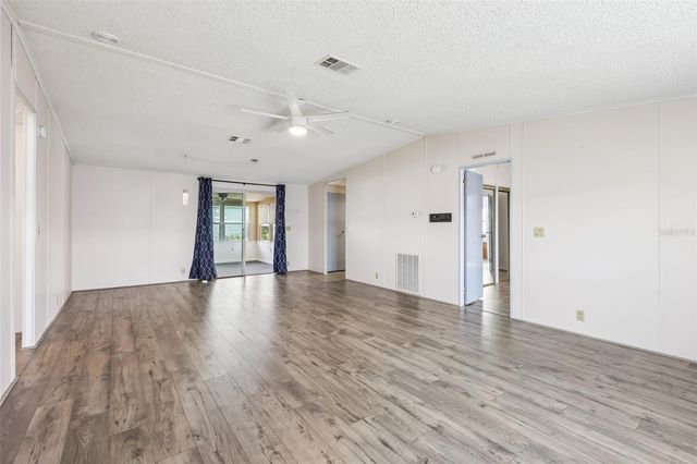 550 SAINT JOHNS ROAD, Tavares, FL 32778