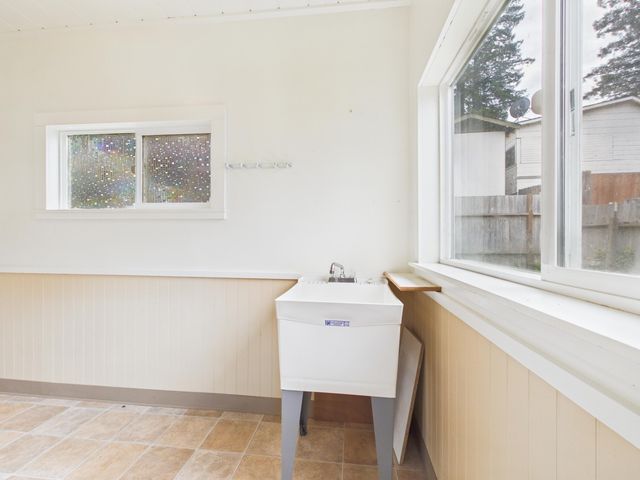 161 Sewell Drive, Weott, CA 95571