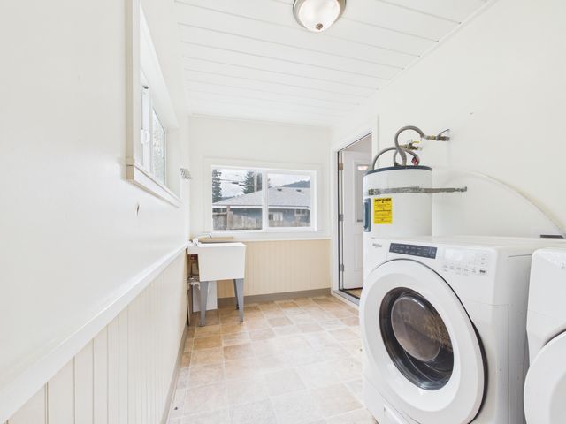 161 Sewell Drive, Weott, CA 95571