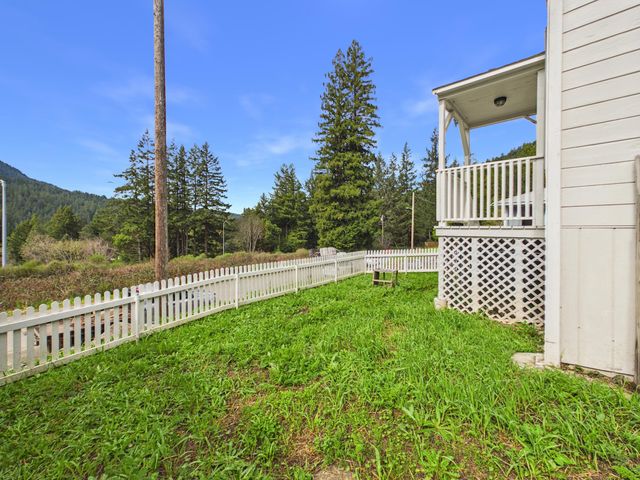 161 Sewell Drive, Weott, CA 95571