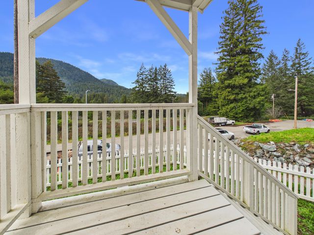 161 Sewell Drive, Weott, CA 95571