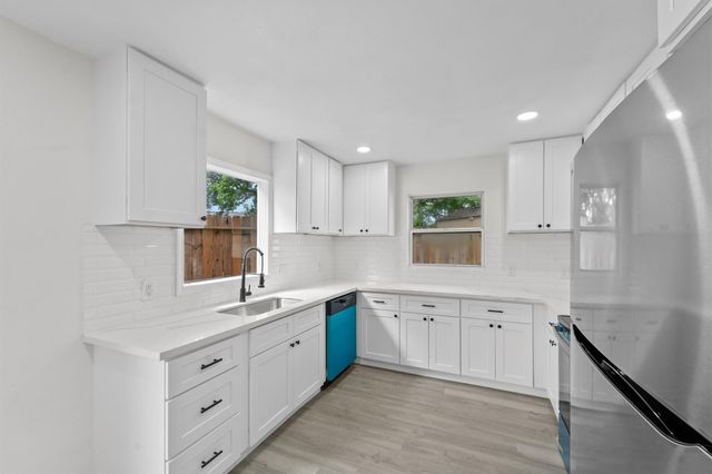 1615 Hiller Street, Houston, TX 77015