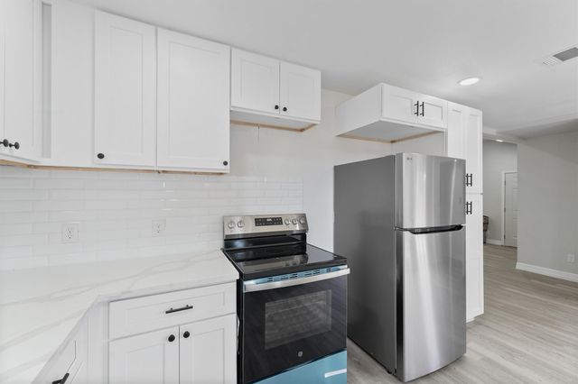 1615 Hiller Street, Houston, TX 77015