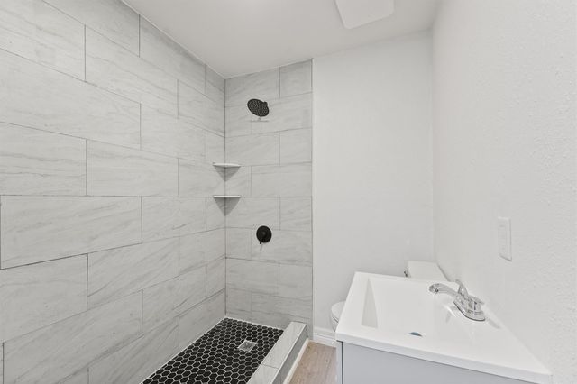 1615 Hiller Street, Houston, TX 77015