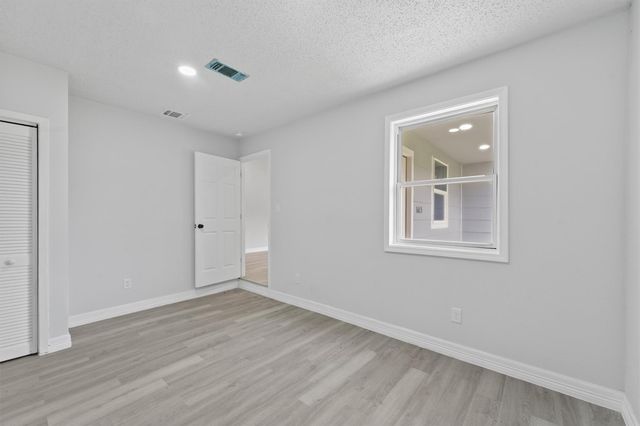 1615 Hiller Street, Houston, TX 77015