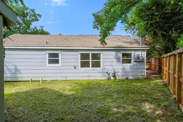 1615 Hiller Street, Houston, TX 77015