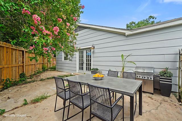 1615 Hiller Street, Houston, TX 77015