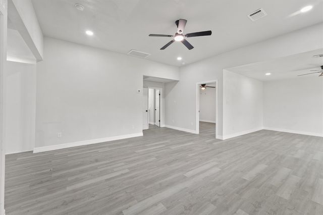 1615 Hiller Street, Houston, TX 77015