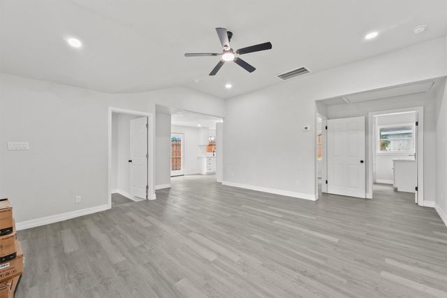 1615 Hiller Street, Houston, TX 77015