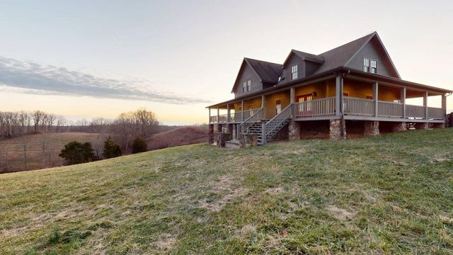 289 Baker Cemetery Road, Olive Hill, KY 41164
