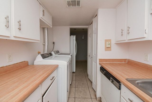 9009 Richmond Avenue 411, Houston, TX 77063