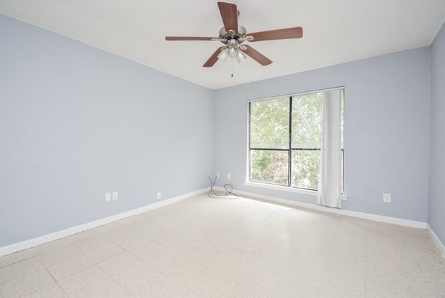 9009 Richmond Avenue 411, Houston, TX 77063