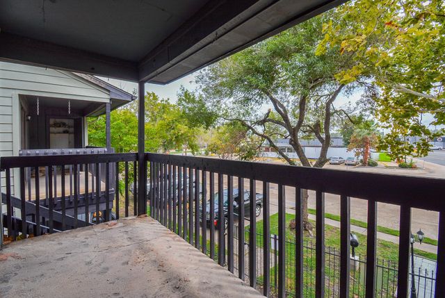 9009 Richmond Avenue 411, Houston, TX 77063