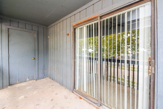 9009 Richmond Avenue 411, Houston, TX 77063