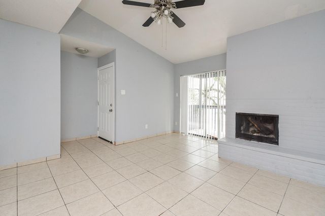 9009 Richmond Avenue 411, Houston, TX 77063