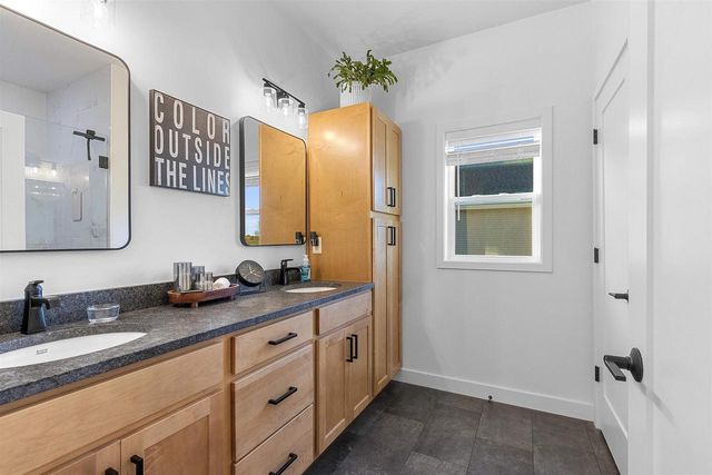 302 KERRIGAN DRIVE, Wrightstown, WI 54180