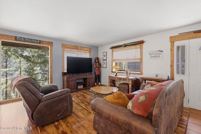8484 E Scenic Bay RD, Coeur D'alene, ID 83814