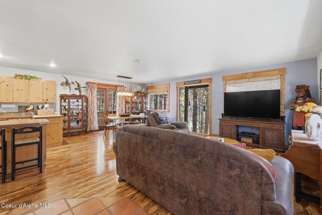 8484 E Scenic Bay RD, Coeur D'alene, ID 83814