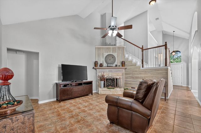 3300 Woodberry Lane, Mckinney, TX 75071