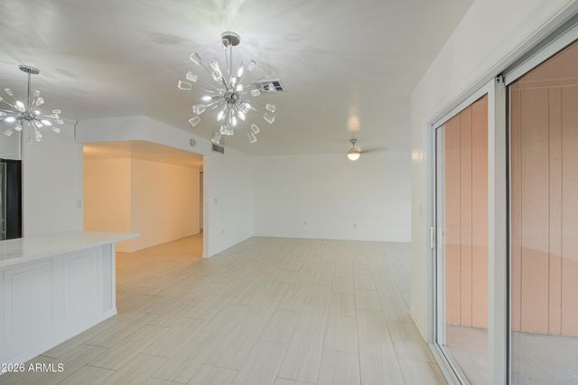 10355 W CARON Drive, Sun City, AZ 85351