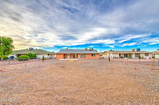 10355 W CARON Drive, Sun City, AZ 85351