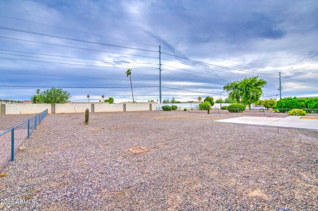 10355 W CARON Drive, Sun City, AZ 85351