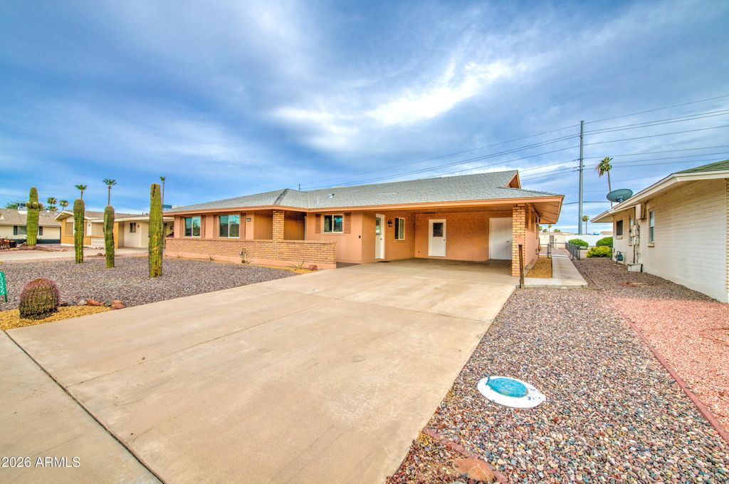 10355 W CARON Drive, Sun City, AZ 85351