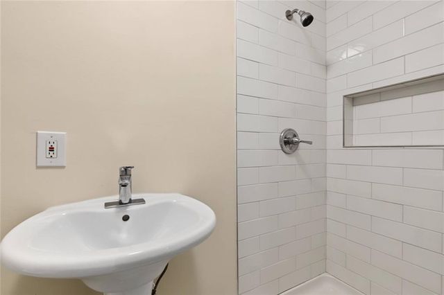 1750 Westwood Avenue SW, Atlanta, GA 30310