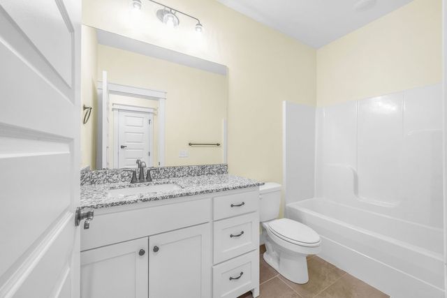 6 Methwold Lane, Bella Vista, AR 72714