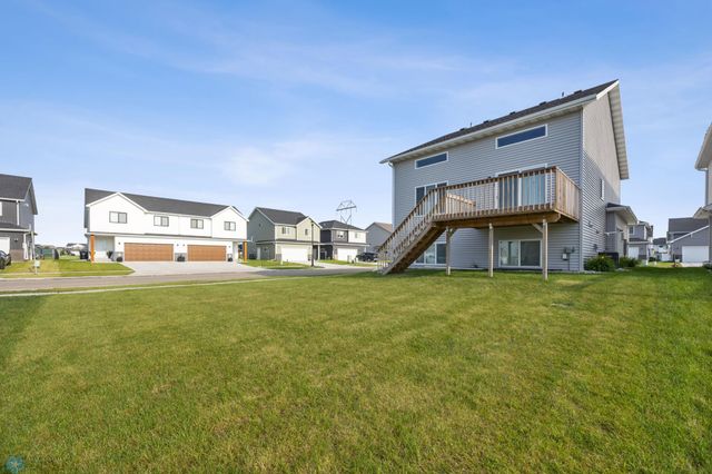 4996 37th Avenue S, Fargo, ND 58104