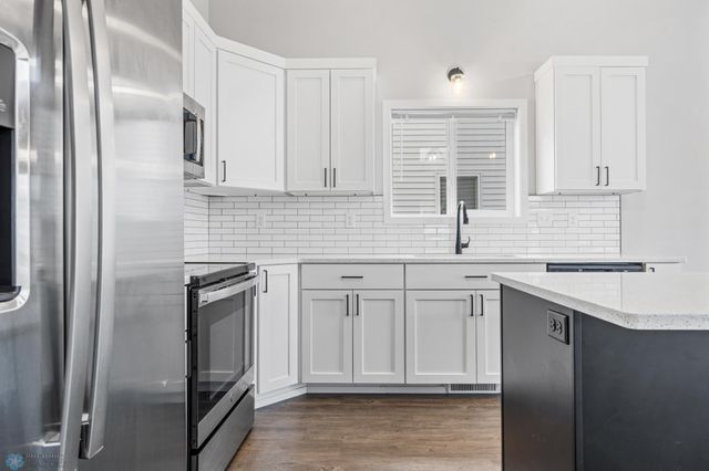 4996 37th Avenue S, Fargo, ND 58104