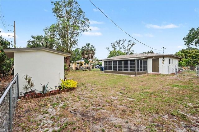 6665 E Tropicana DR, Fort Myers, FL 33919