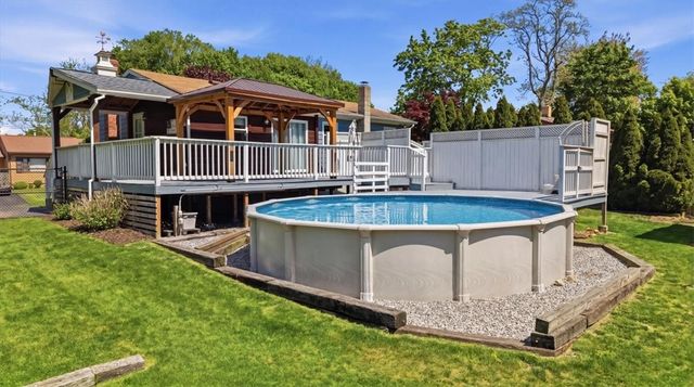 28 Orrin Street, Warwick, RI 02886