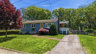 28 Orrin Street, Warwick, RI 02886